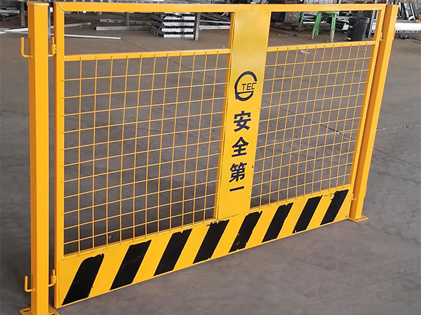 工地基坑護欄圖片3 工地基坑護欄圖片3