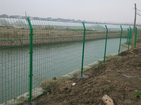 水源地/保稅區(qū)圍欄圖片3 水源地/保稅區(qū)圍欄圖片3